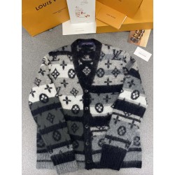 루이비통 Louis Vuitton 가디건