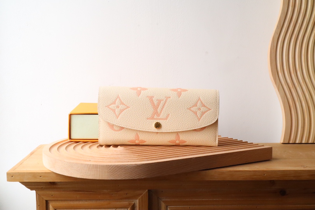 루이비통 Louis Vuitton M823341 지갑 19CM