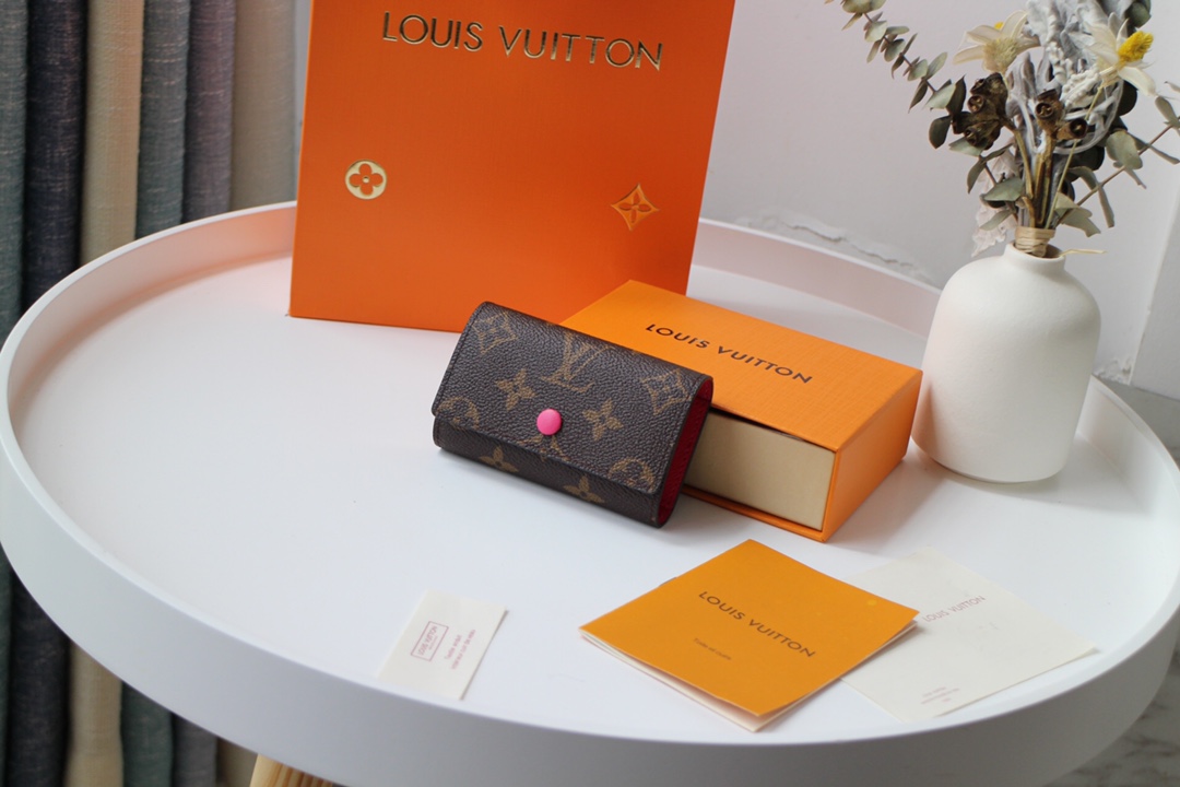 루이비통 Louis Vuitton M62630 지갑 10.5CM