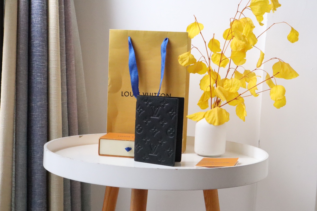 루이비통 Louis Vuitton M63914 지갑 14CM