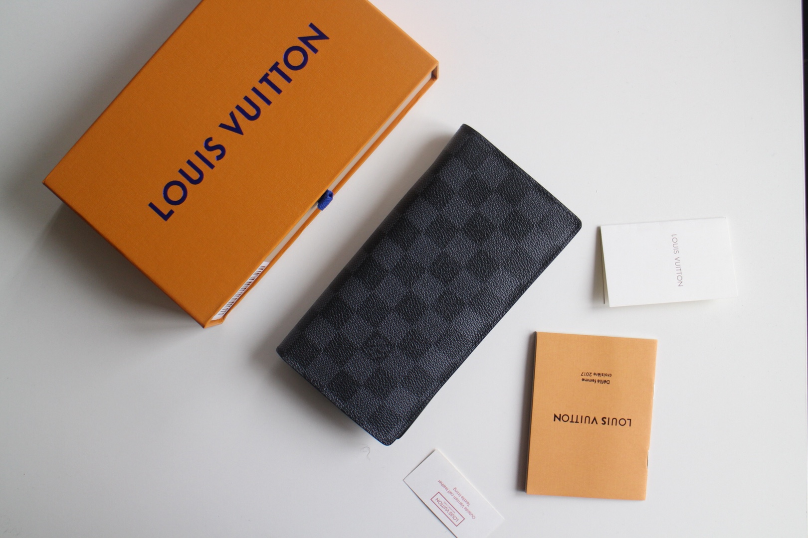 루이비통 Louis Vuitton M66540 지갑