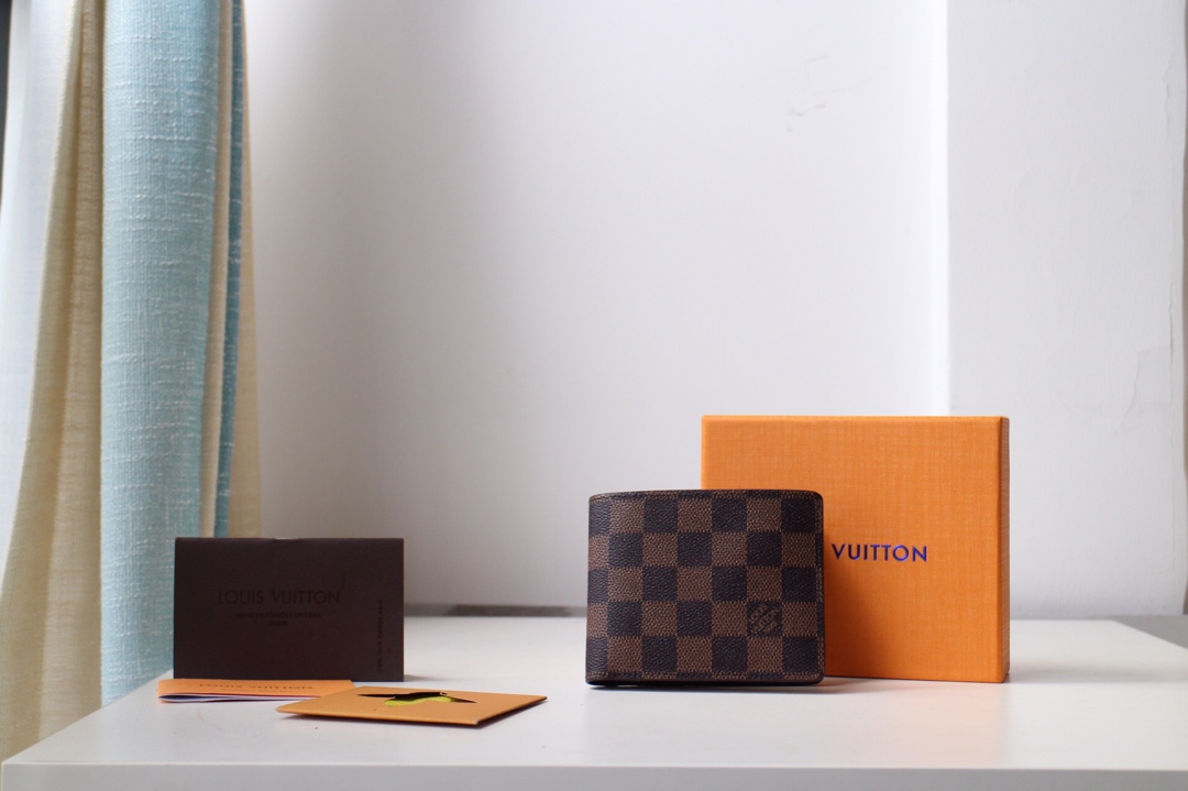 루이비통 Louis Vuitton M60895 지갑 11.5CM