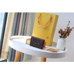 루이비통 Louis Vuitton M66540 지갑 11CM