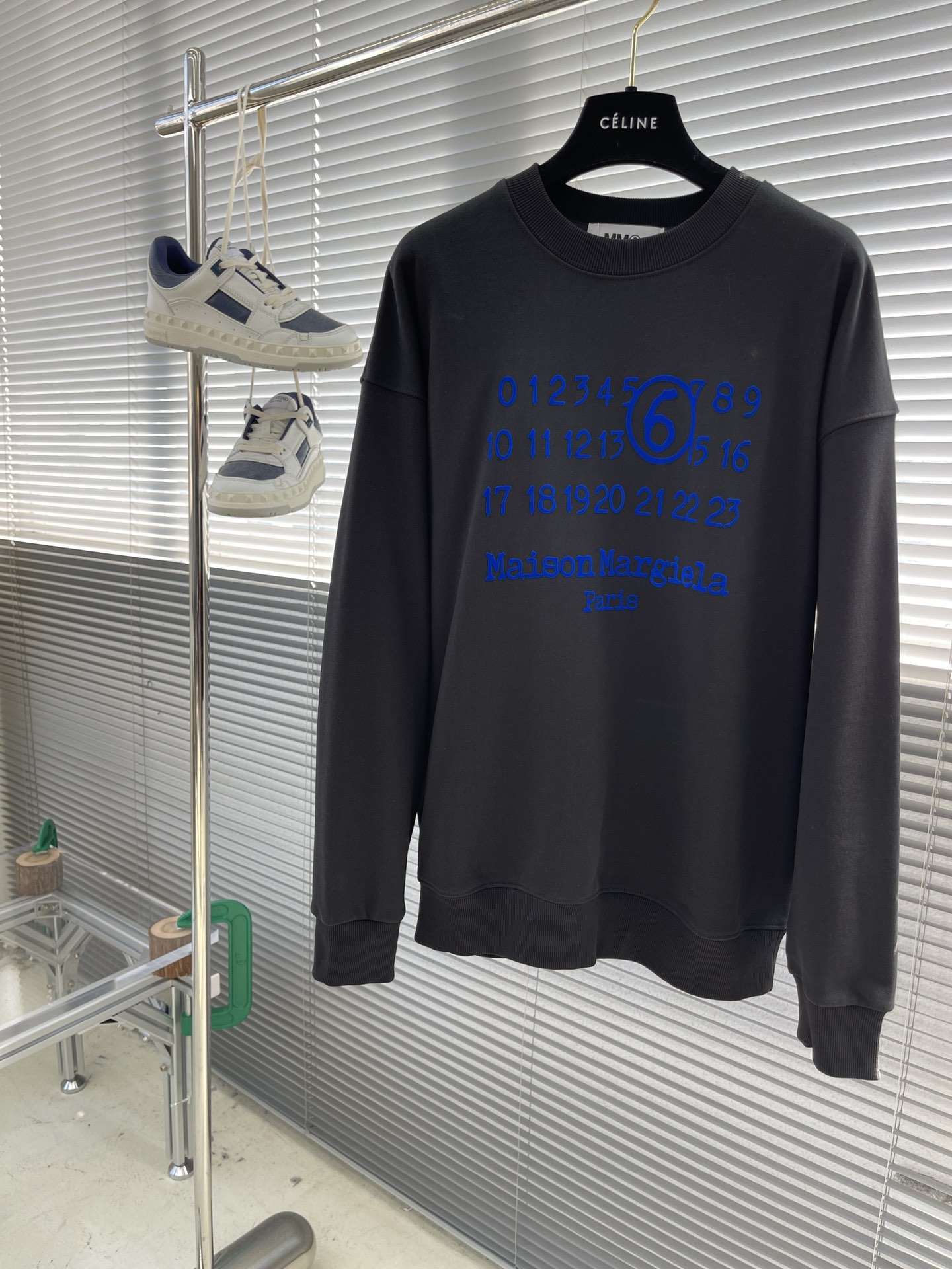 메종 마르지엘라 maison margiela 맨투맨