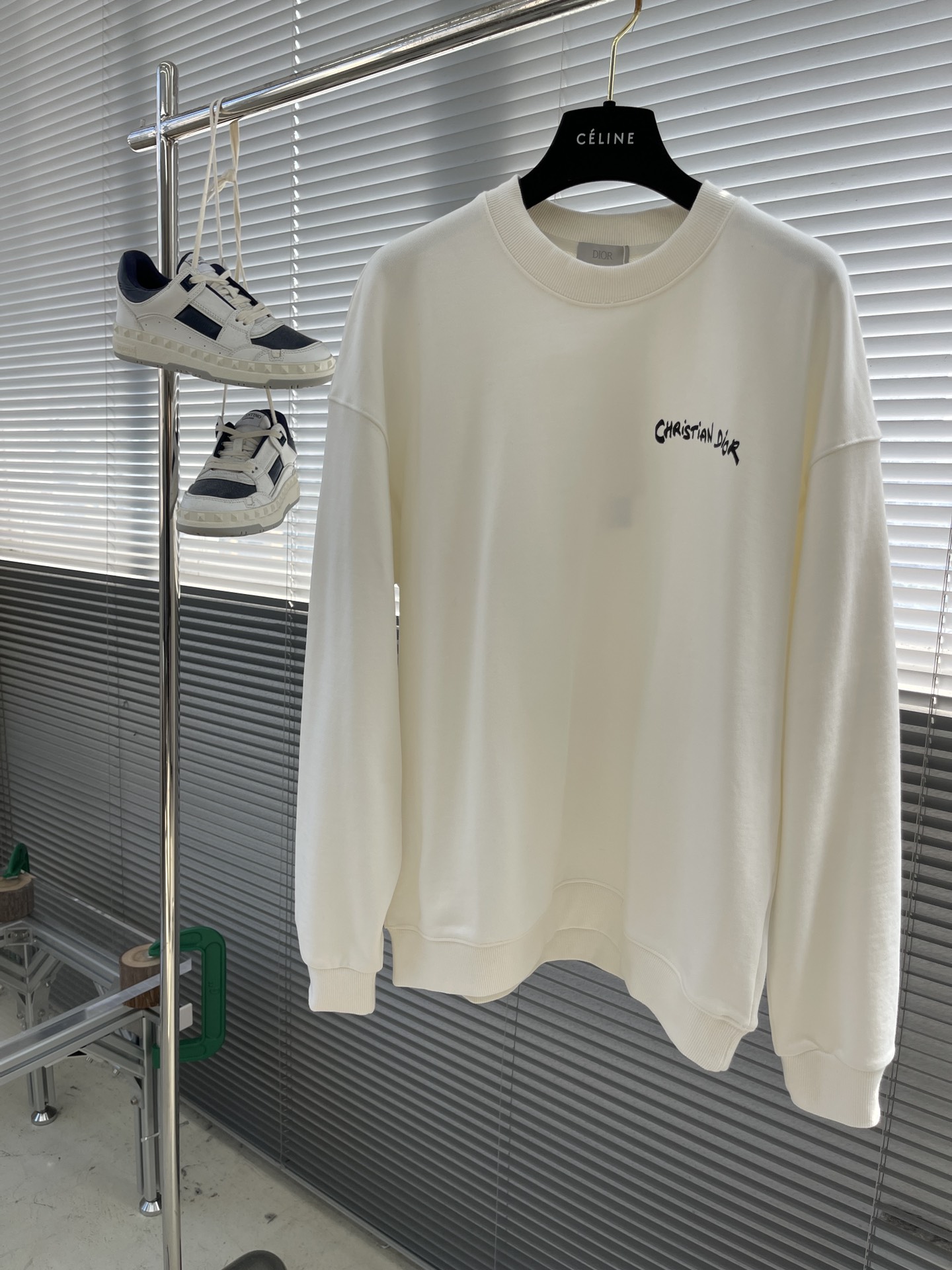 디올 DIOR 맨투맨