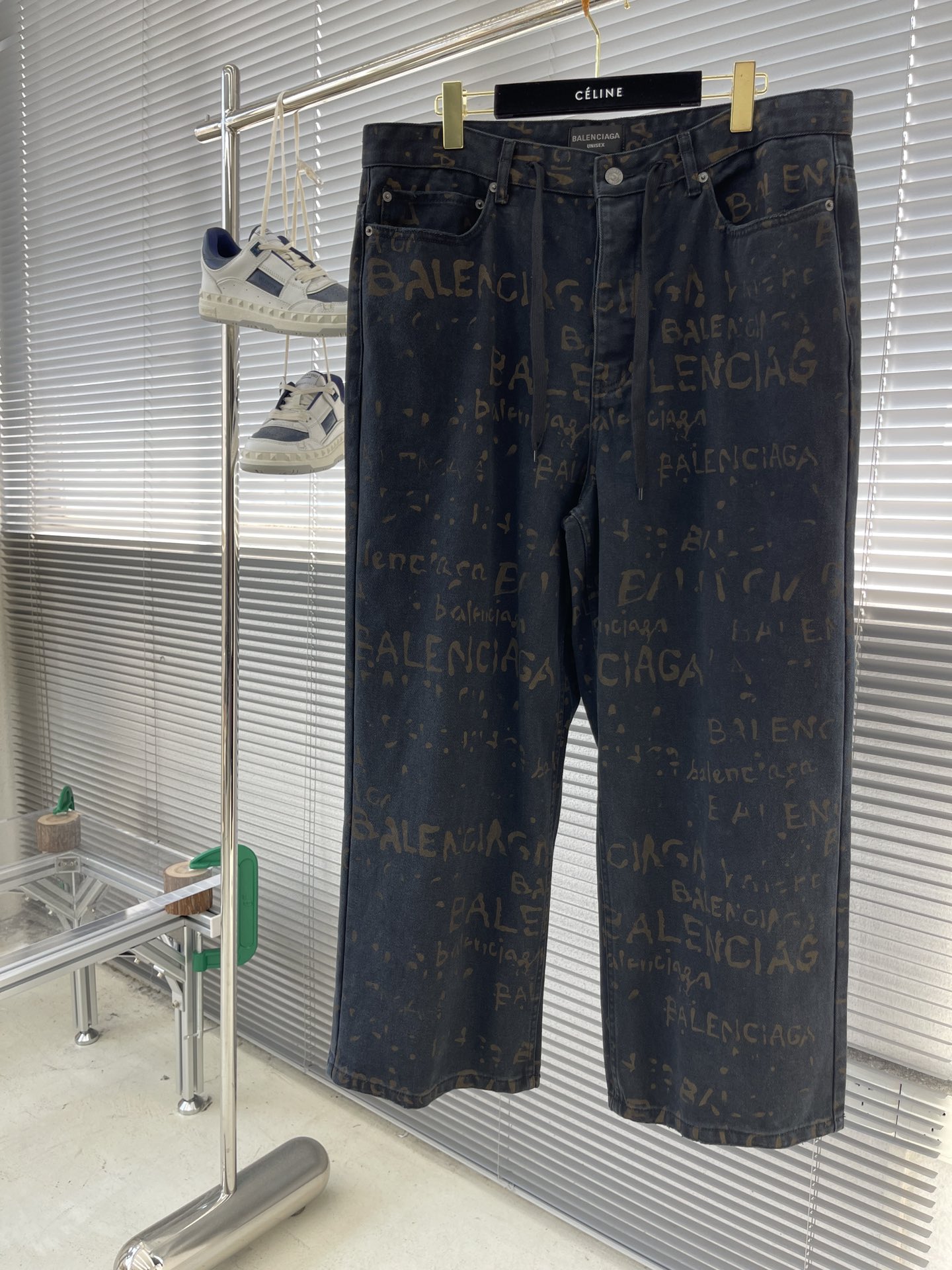 발렌시아가 Balenciaga 청바지
