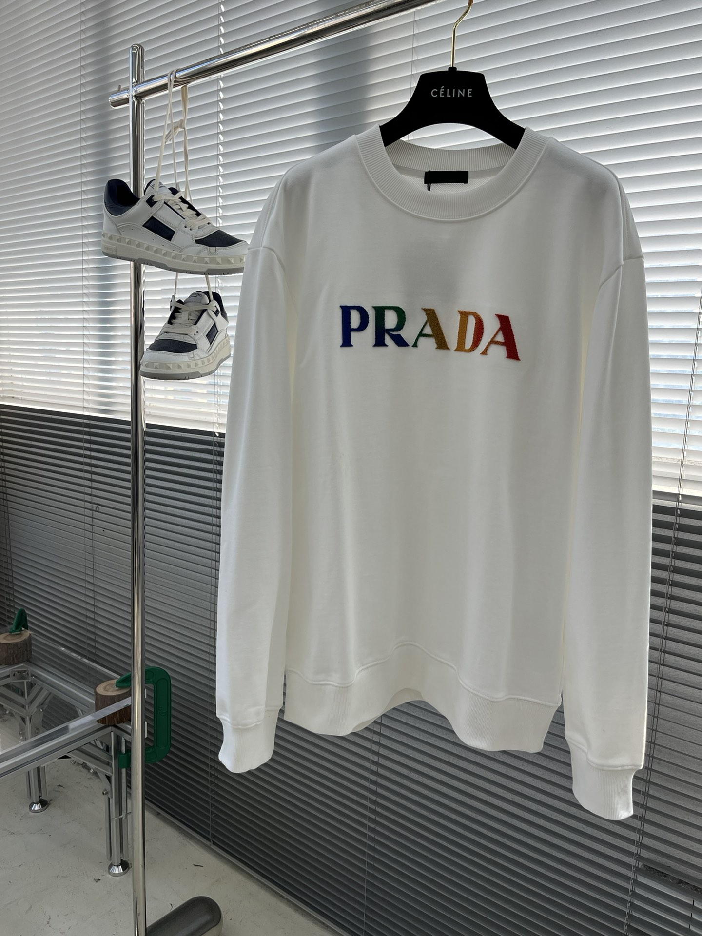 프라다 Prada 라운드 맨투맨