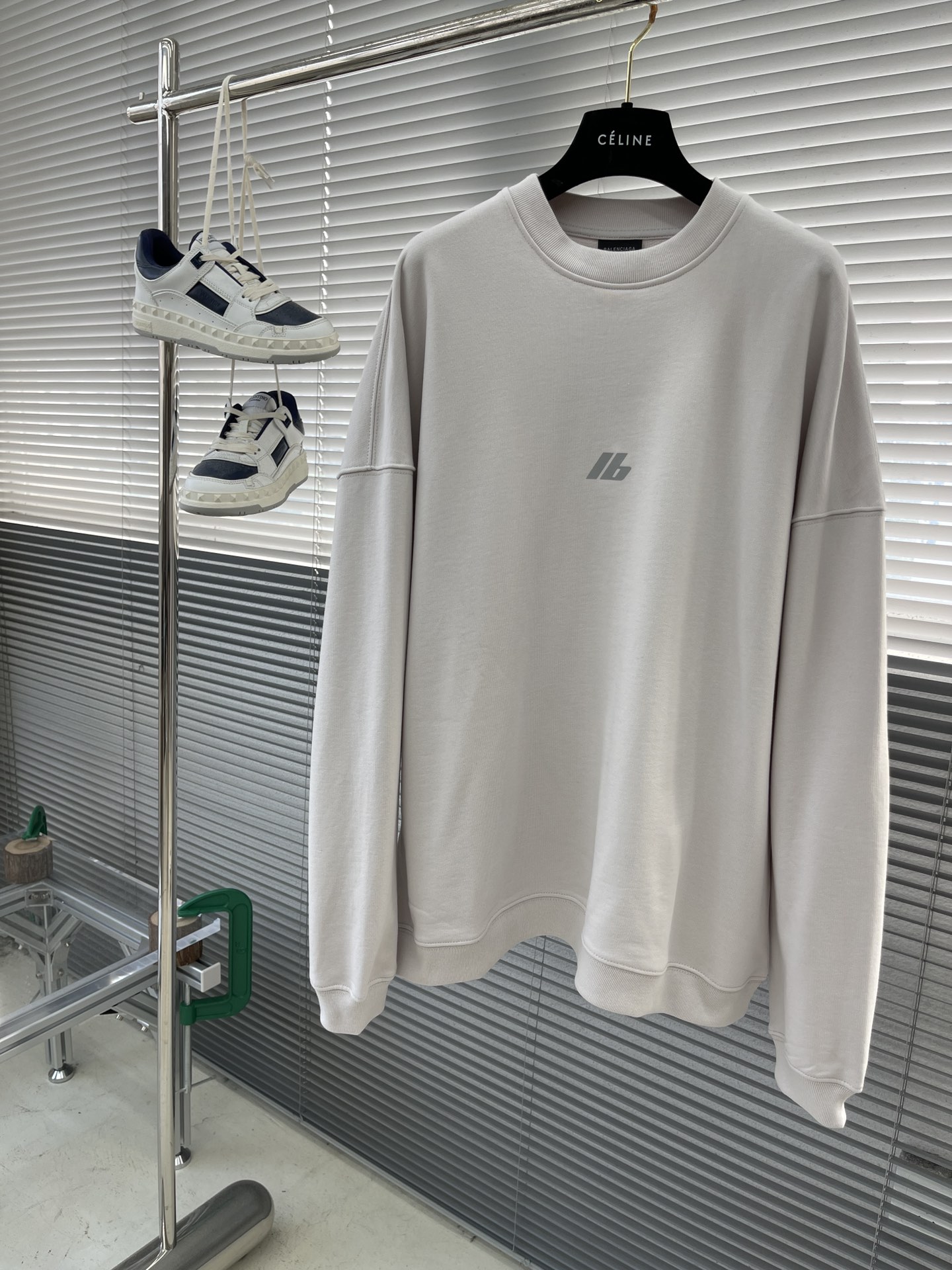 발렌시아가 Balenciaga 라운드 맨투맨