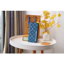 루이비통 Louis Vuitton M8279 지갑