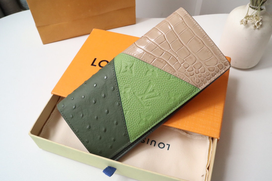 루이비통 Louis Vuitton M84668 지갑 19CM