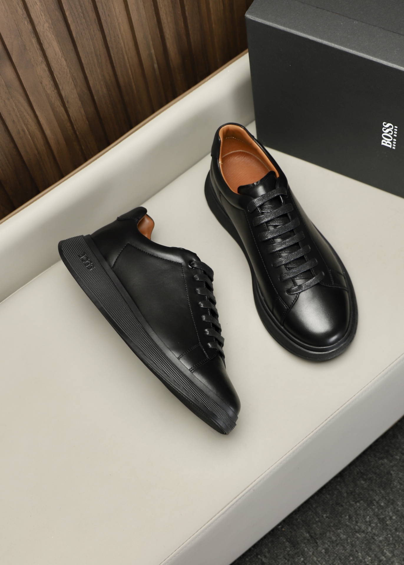 보스BOSS 스니커즈