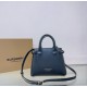 버버리 Burberry 7121 The Banner 탑 핸들백 22CM