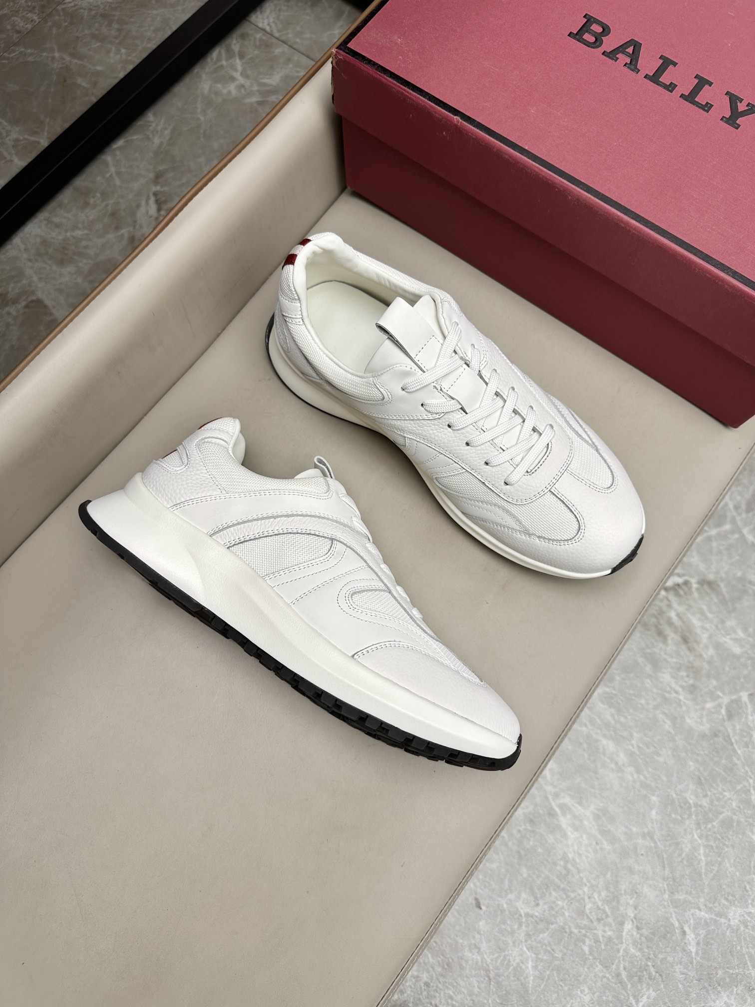발리 BALLY 스니커즈