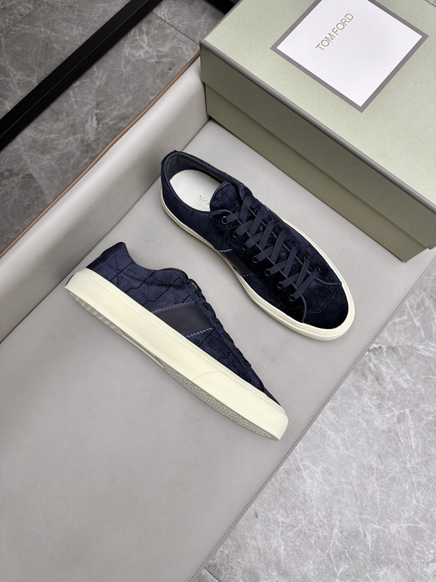 톰 포드 Tom Ford 스니커즈