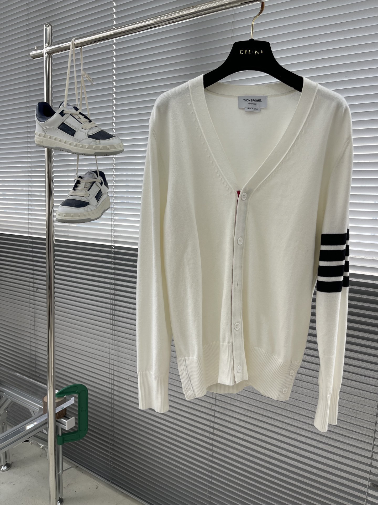 톰브라운 Thom Browne 가디건