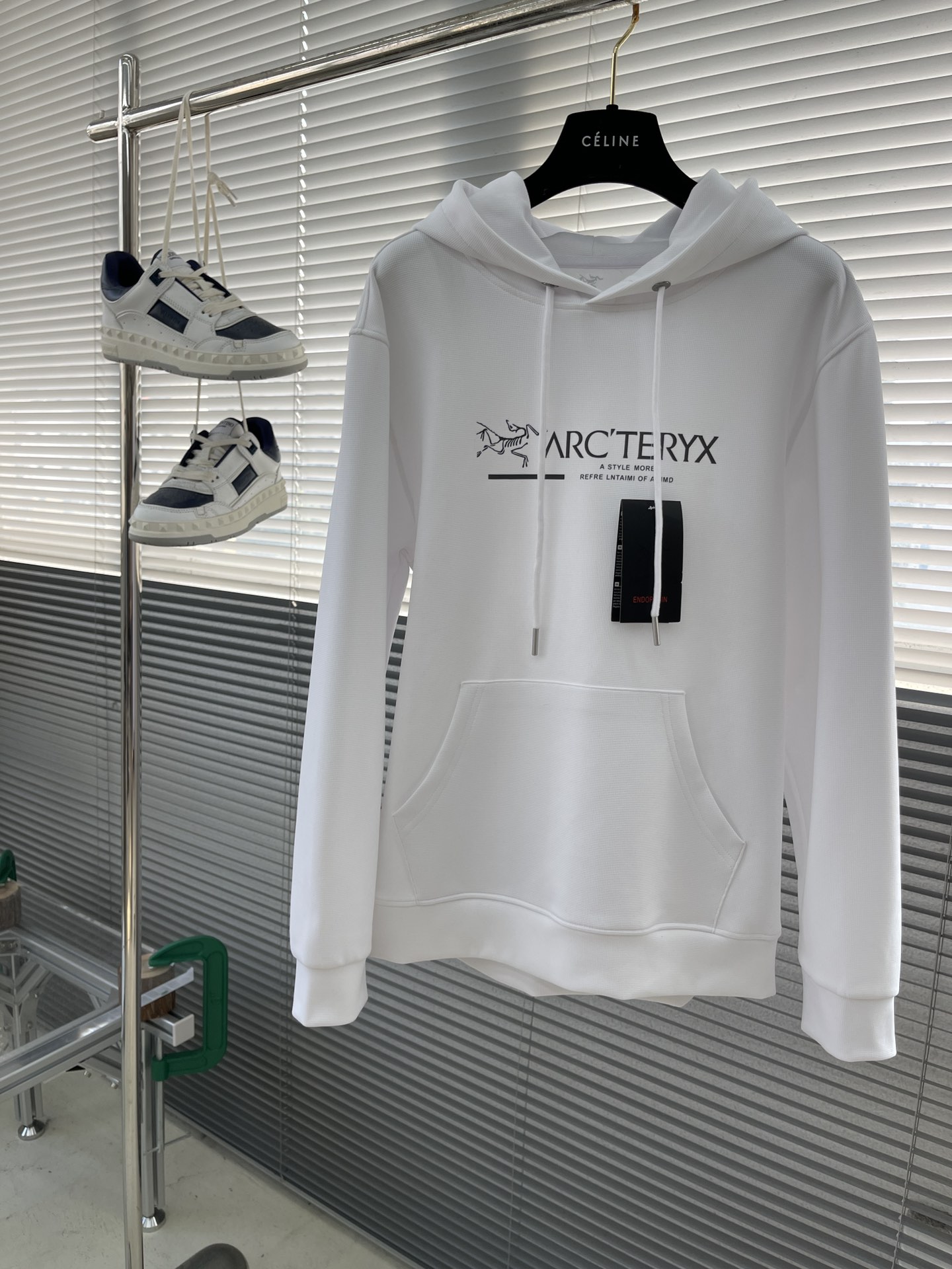 아크테릭스 ARC'TERYX 후드 맨투맨