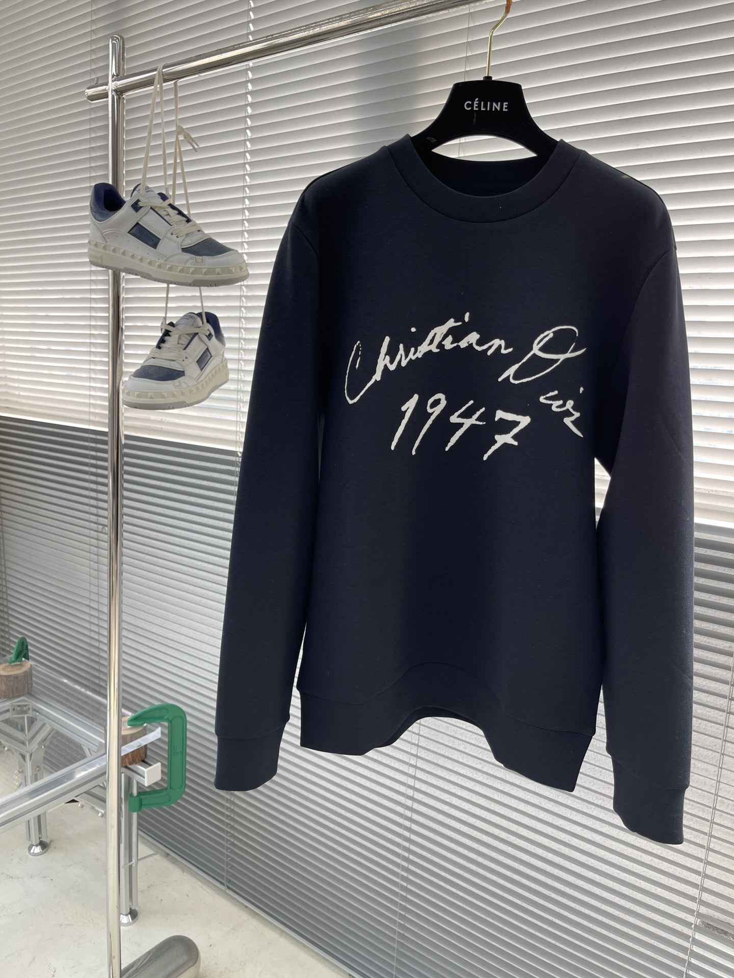 디올 DIOR 맨투맨