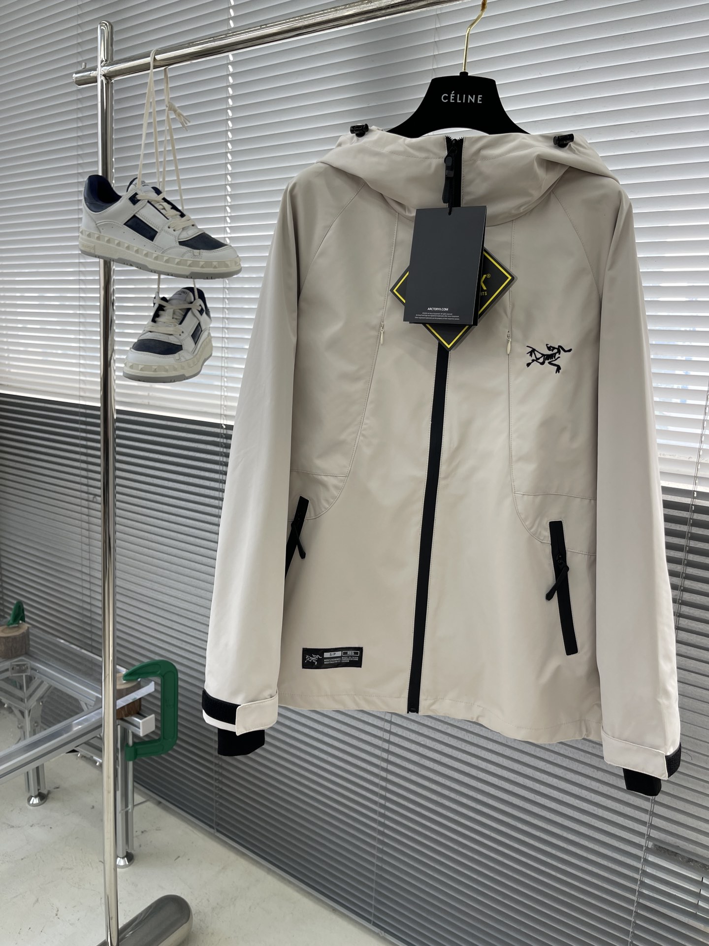 아크테릭스 ARC'TERYX 재킷