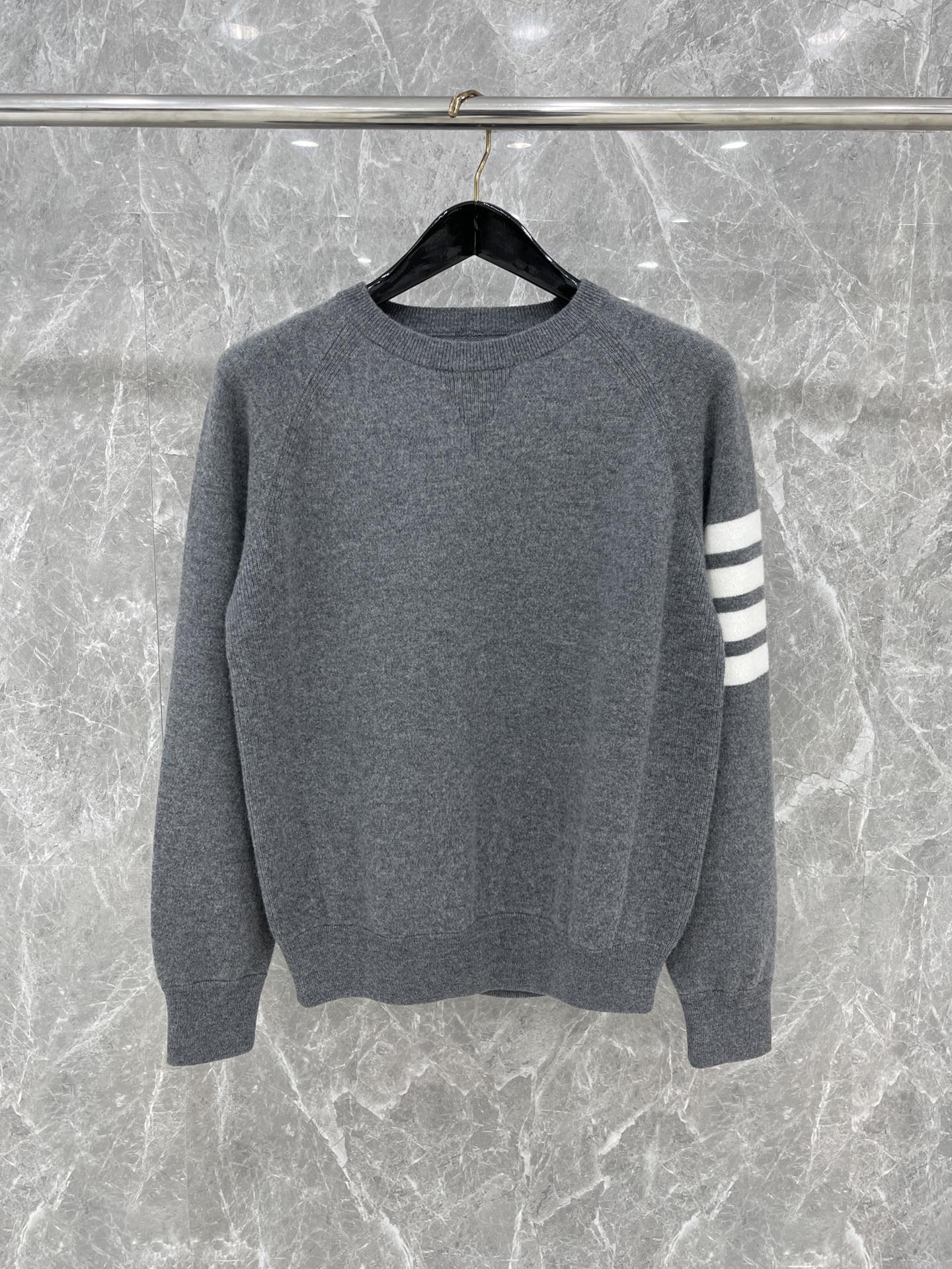 [대리석집] 톰브라운 Thom Browne 스웨터