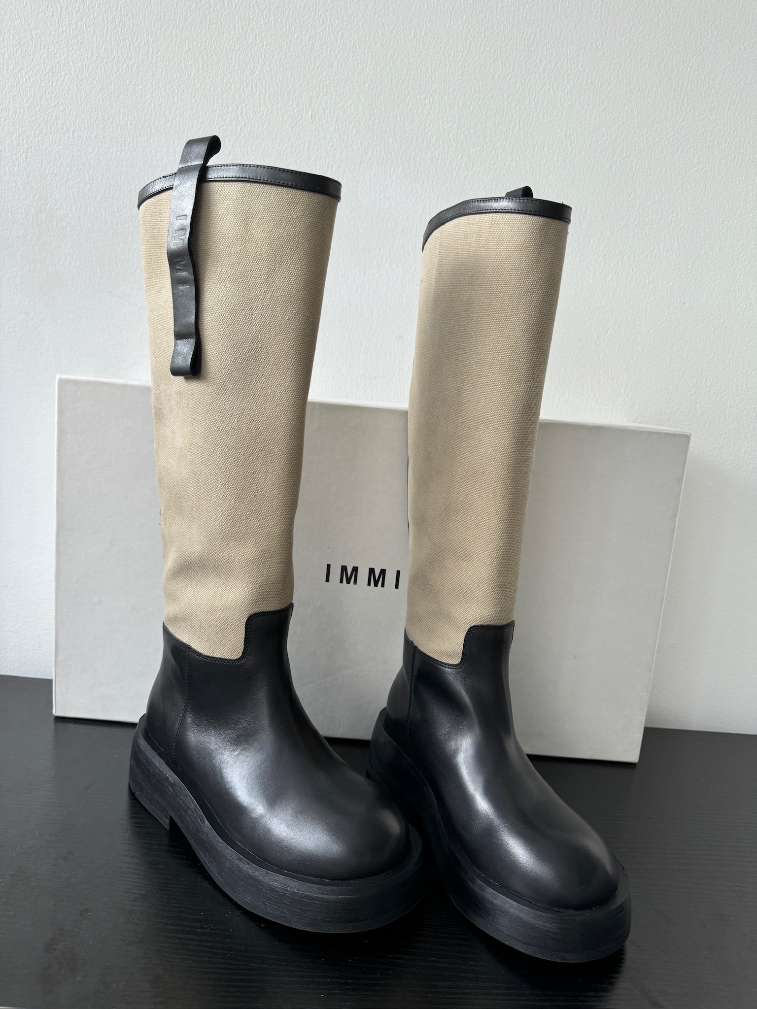 미우 미우 Miu Miu 부츠