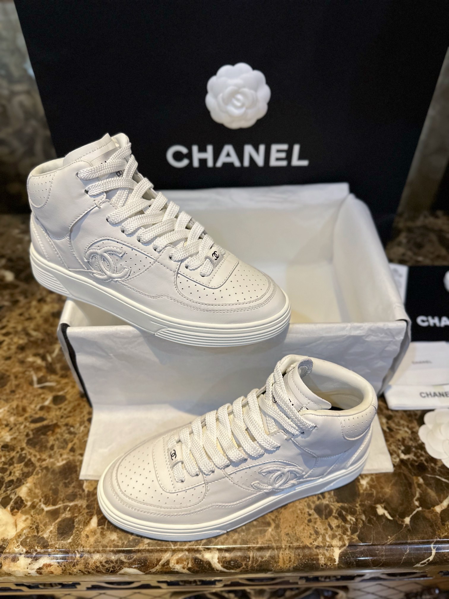 샤넬 CHANEL 스니커즈