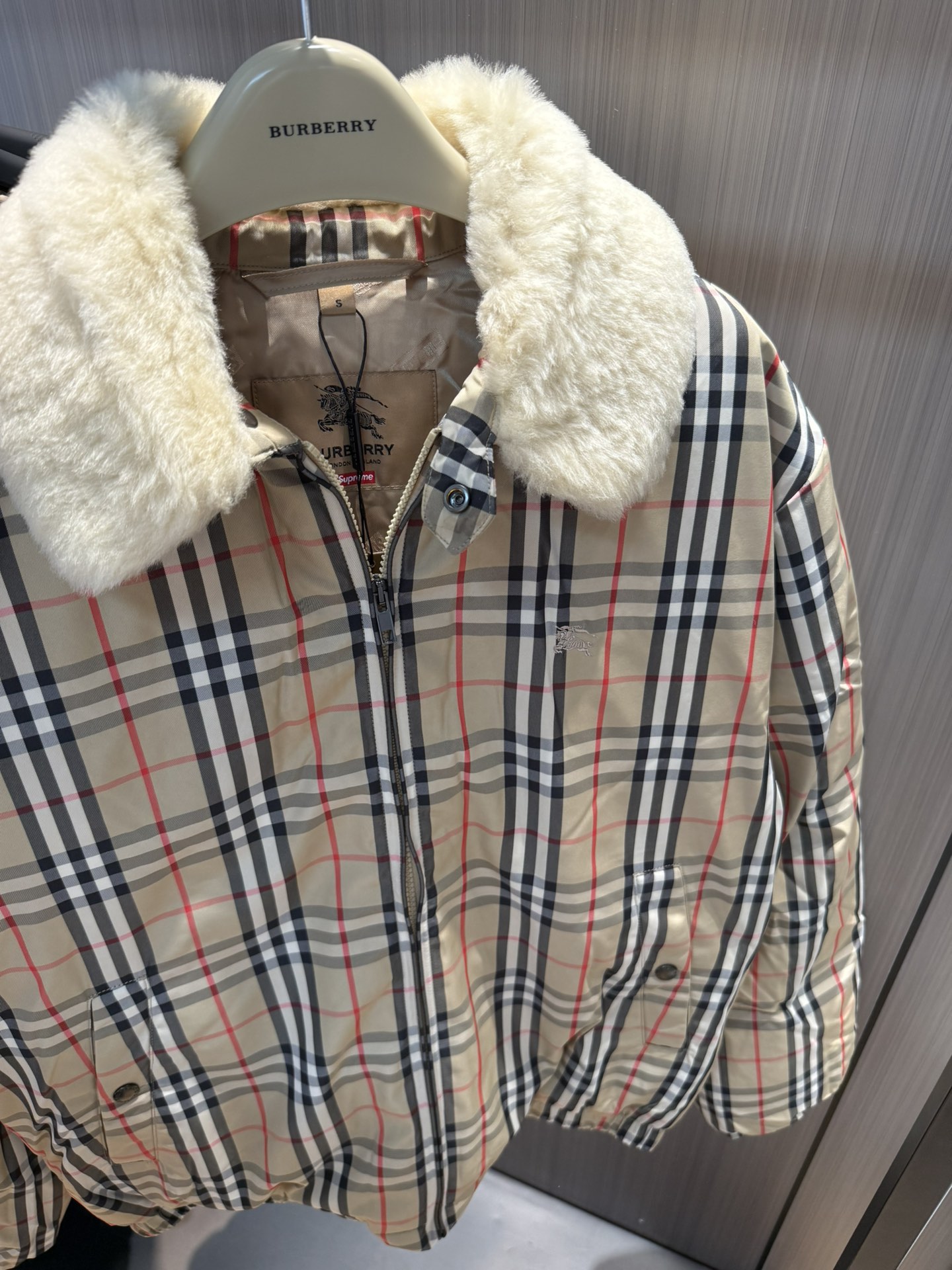 버버리&슈프림 Burberry&SUPREME 패딩