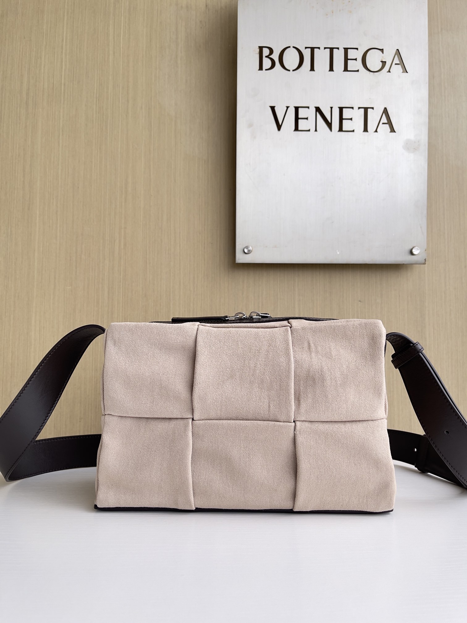 보테가베네타 Bottega Veneta Arco Camera Bag 787547