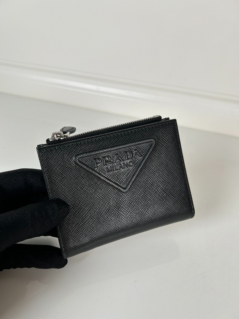 프라다 Prada 1ML050 지갑 11.5CM