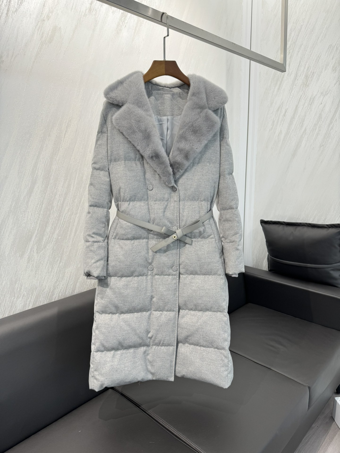 로로피아나 Loro Piana 패딩