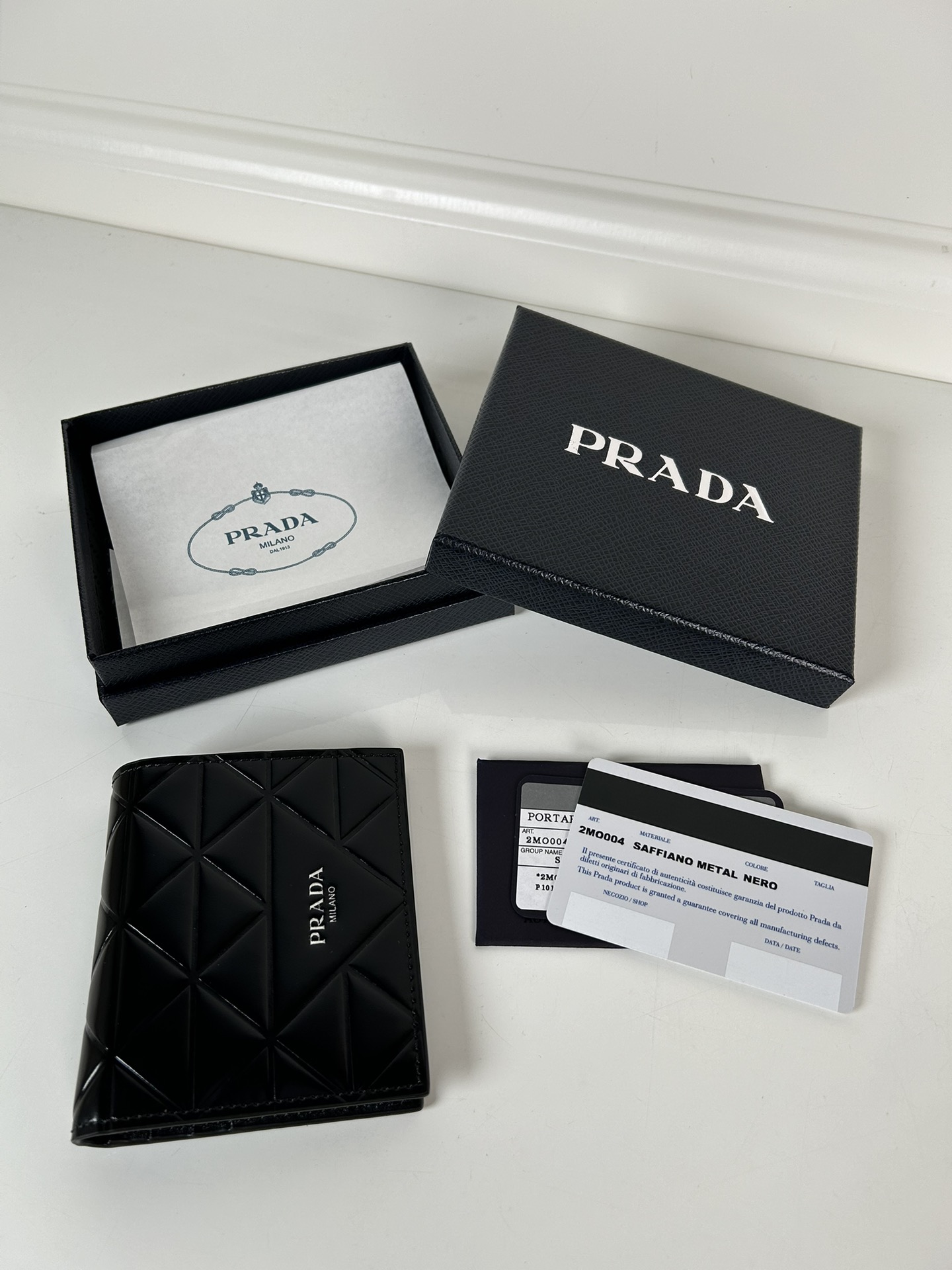 프라다 Prada 1ML049 지갑 11.5CM