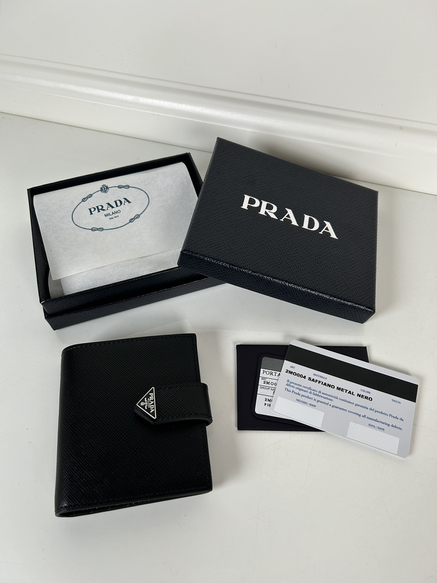 프라다 Prada 1ML049 지갑 11.5CM