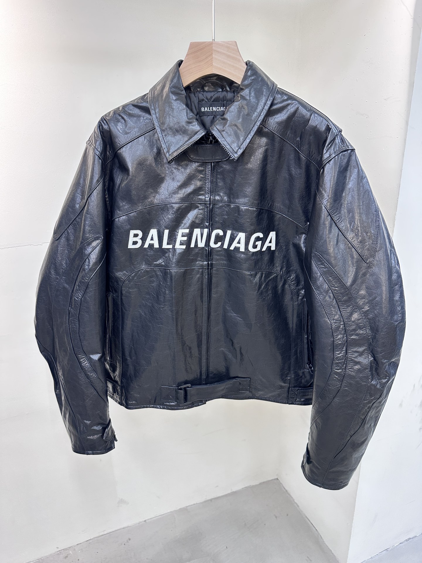 발렌시아가 Balenciaga 레더 재킷