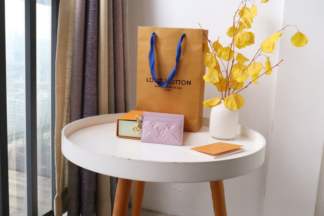 루이비통 Louis Vuitton M82170 카드 케이스 10.2CM