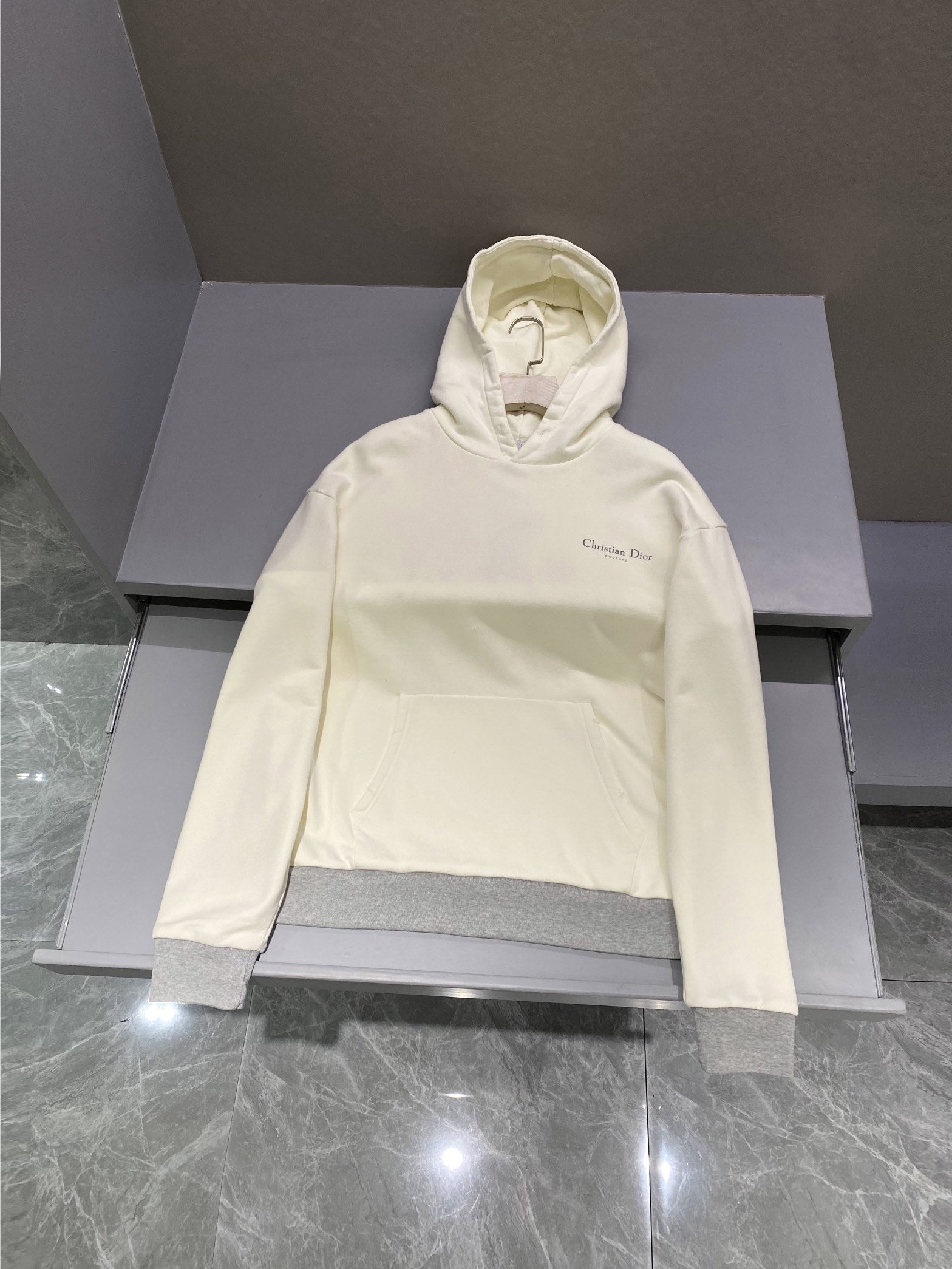 디올 DIOR 후드 티셔츠