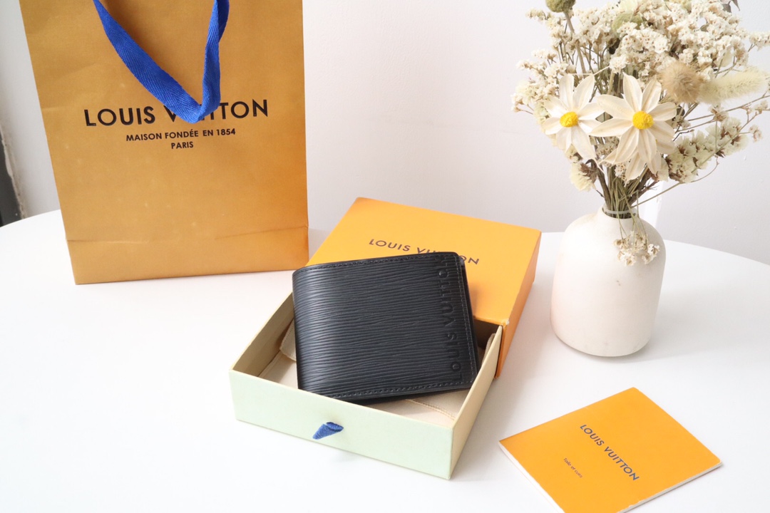 루이비통 Louis Vuitton M83333 지갑 11.5CM