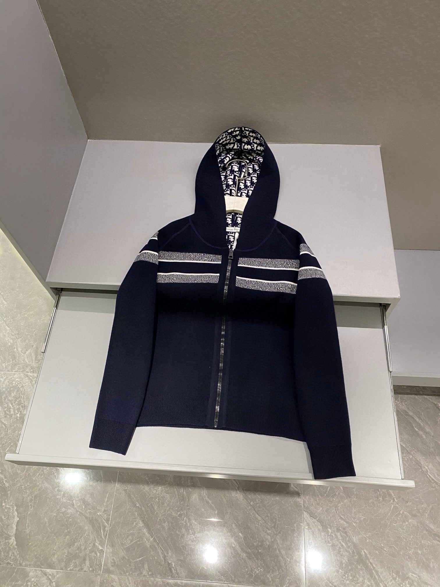 디올 DIOR 외투