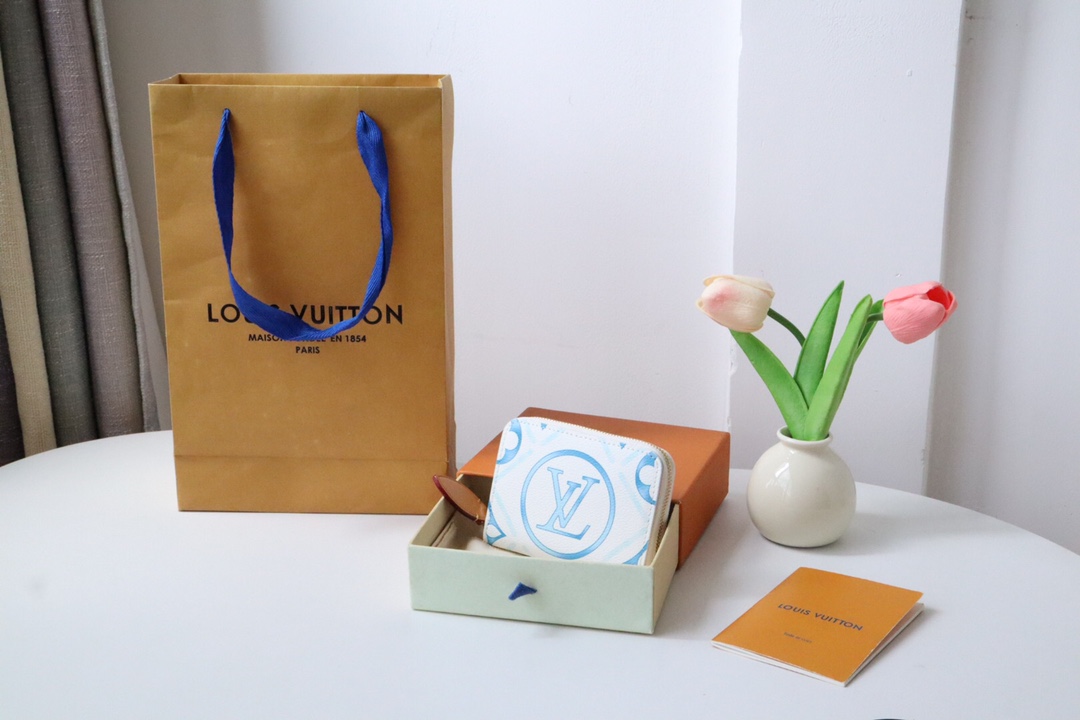 루이비통 Louis Vuitton M83658 지갑 11CM