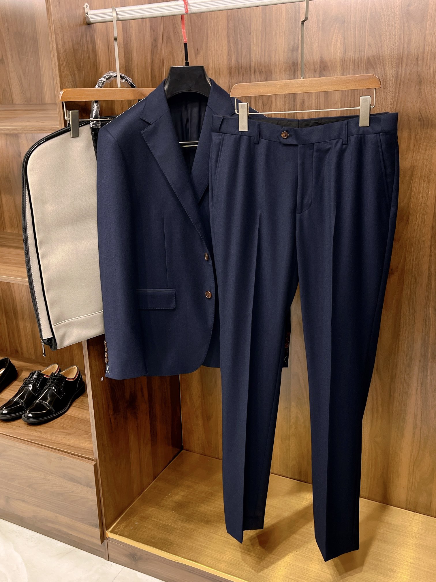 루이비통 Louis Vuitton 양복