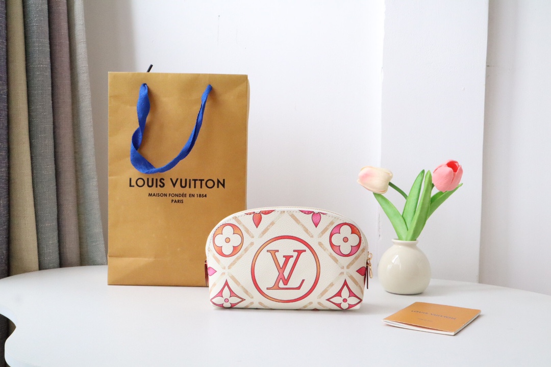루이비통 Louis Vuitton M11239 파우치