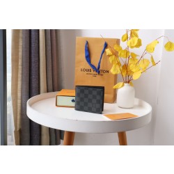 루이비통 Louis Vuitton M60053 지갑
