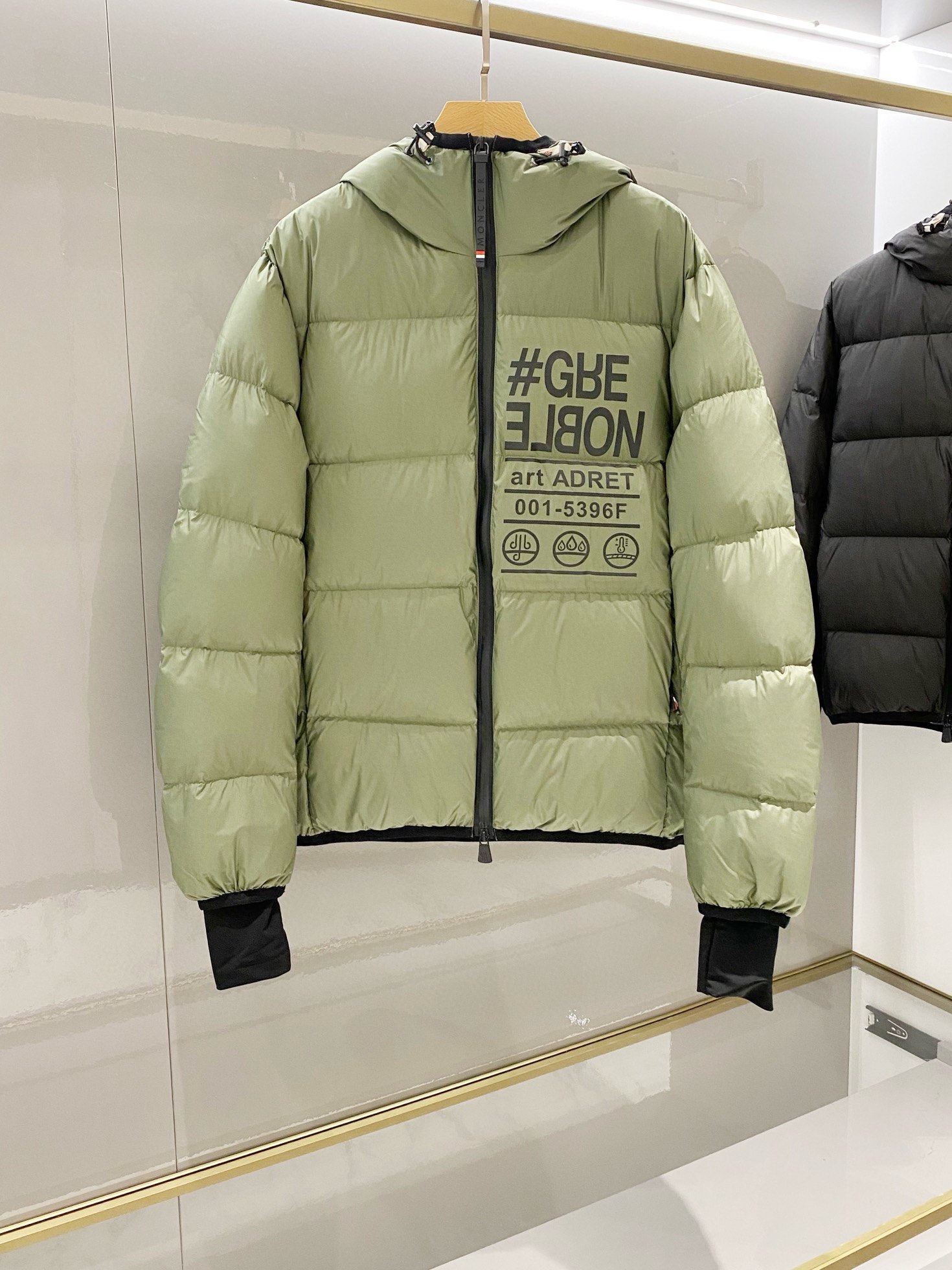 몽클레어 Moncler 패딩