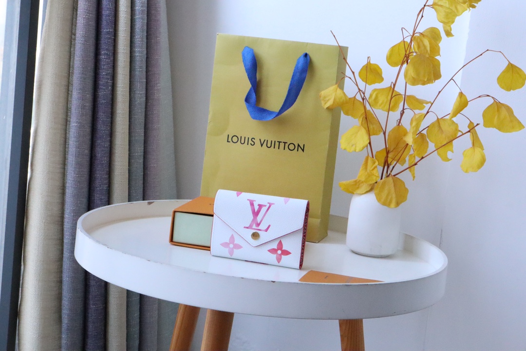 루이비통 Louis Vuitton M82406 지갑 12CM