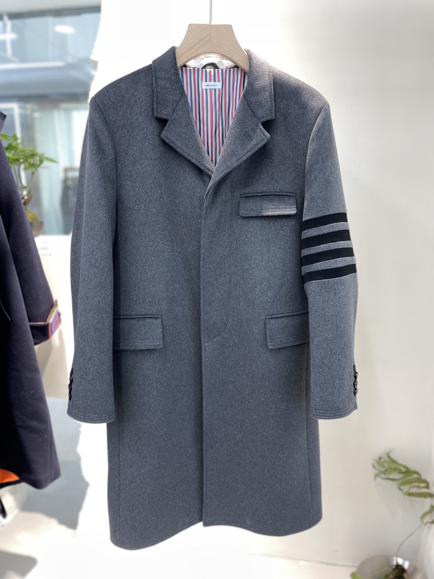톰브라운 Thom Browne 외투