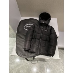 프라다 Prada 패딩