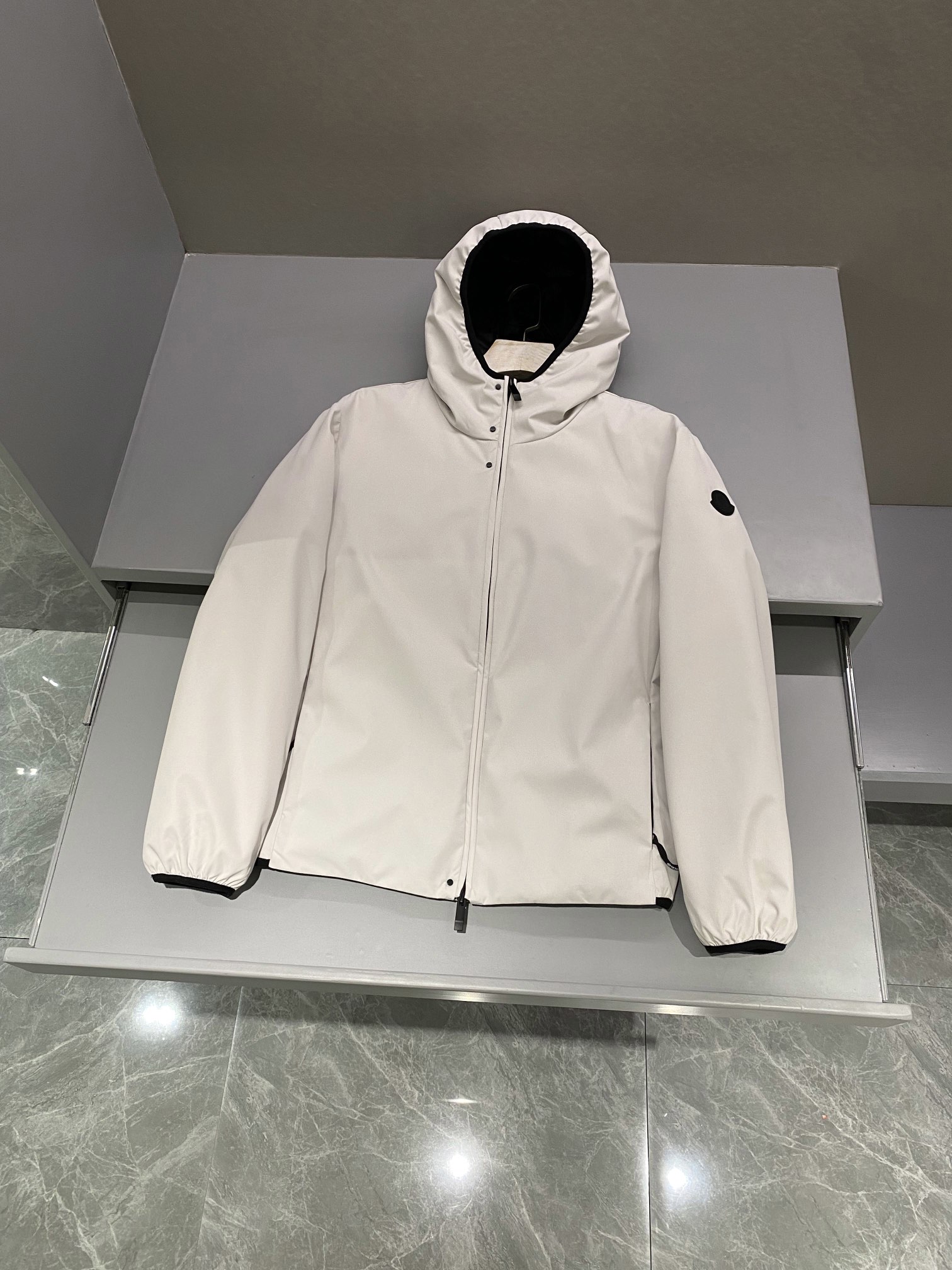 몽클레어 Moncler 패딩 재킷