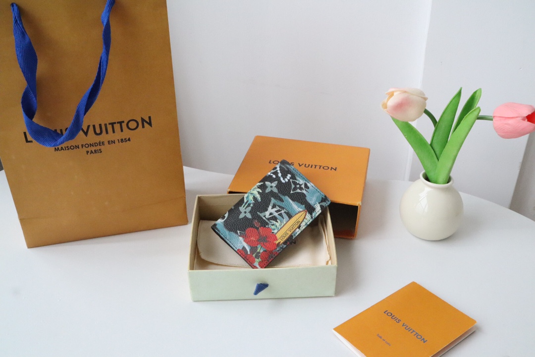루이비통 Louis Vuitton M83498 카드 케이스 11.1CM