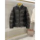 프라다 Prada 패딩