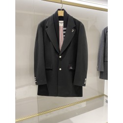 톰브라운 Thom Browne 외투