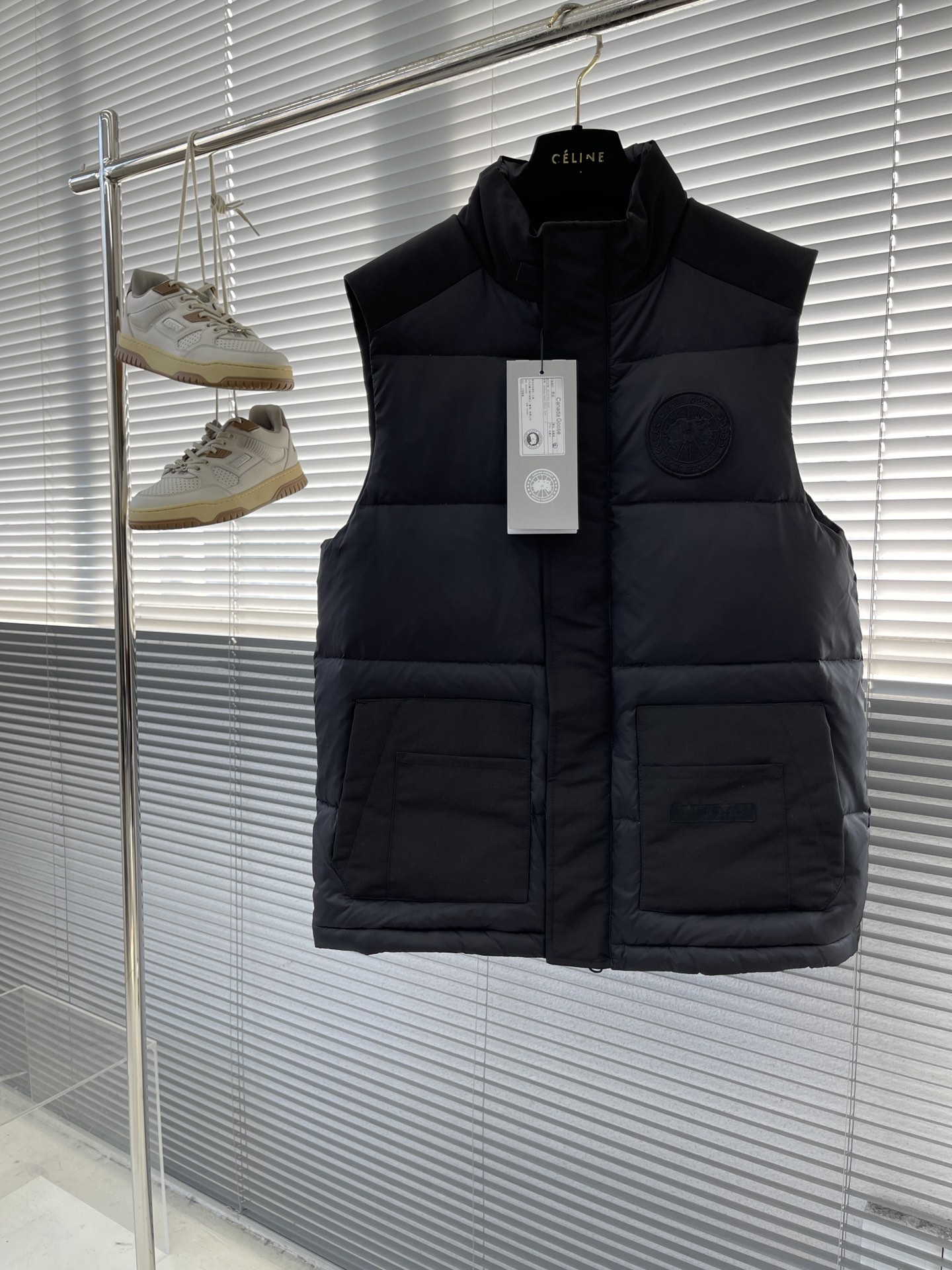 캐나다구스 Canada Goose 조끼 패딩