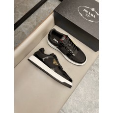 프라다 Prada 스니커즈
